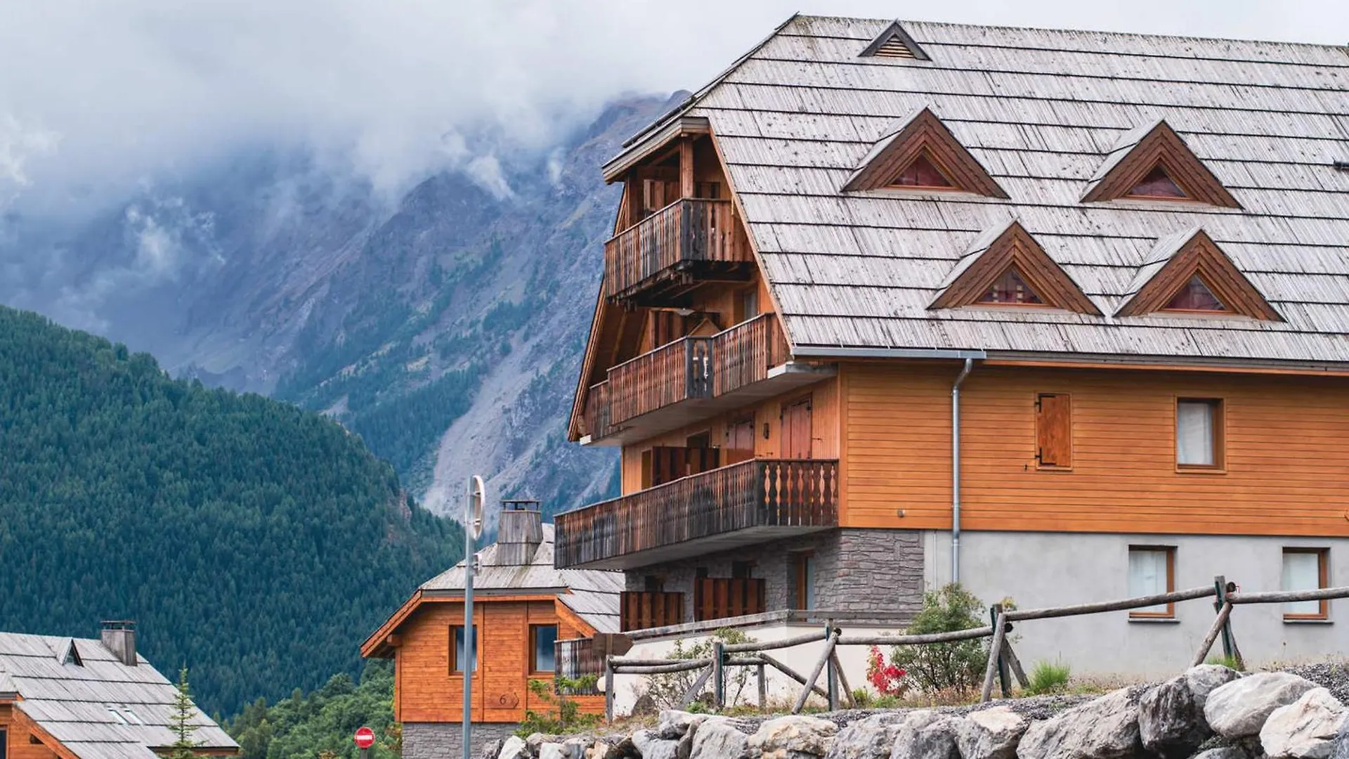 Appartement Cosy 6 Pers Avec Balcon, Parking, Casier A Ski - Fr-1-504-192 Uvernet-Fours 0*,  Frankrike